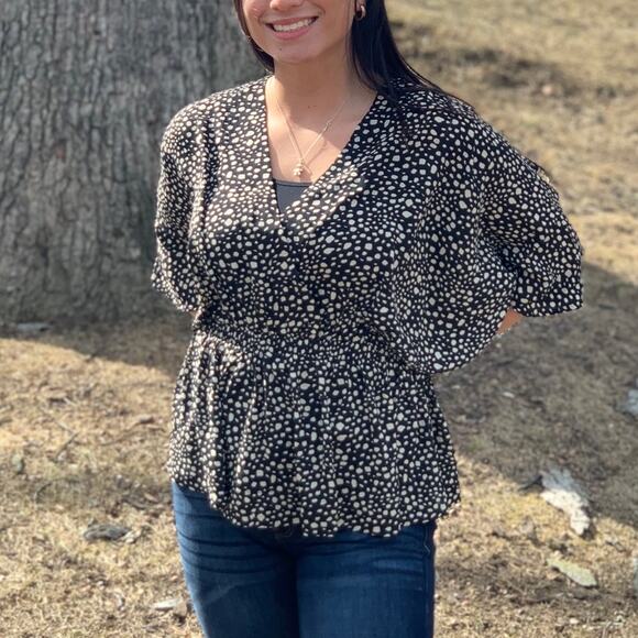 Mittoshop Faux Wrap Black Cream Blouse Small NWT - Picture 3 of 4